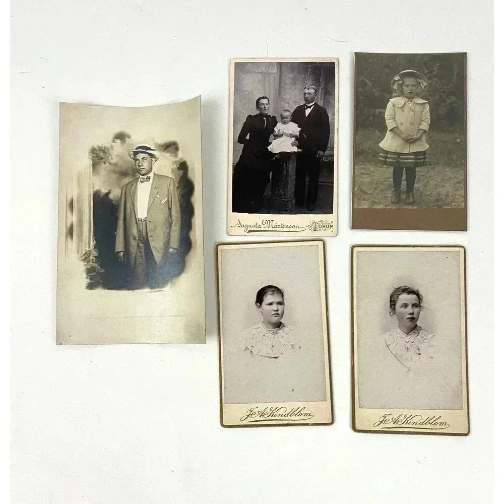 Antique Lot of 5 Sepia Victorian Photographs Family Portraits OOAK Estate‎ Find